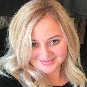 Meet your Posher, Erika